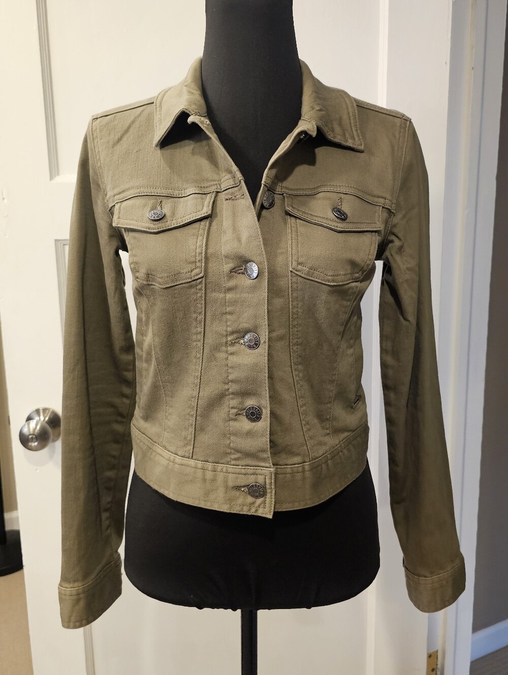 Celebrity Pink Olive Green Cropped Denim Jacket Size Small